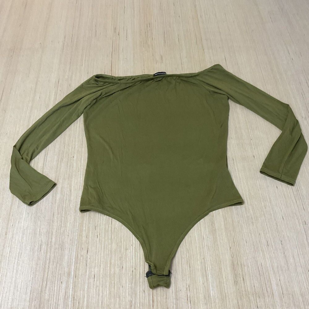 Pretty Little Thing Basic Olive Green Slinky Long Sleeve Bodysuit US Size 12